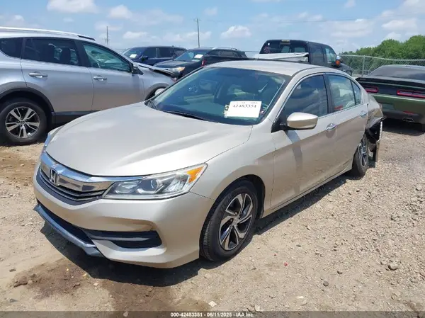 1HGCR2F38HA016292 2017 HONDA ACCORD - Image 2