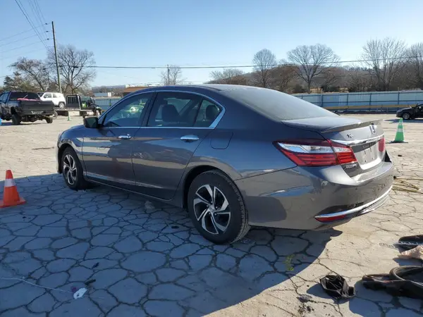 1HGCR2F38HA018768 2017 HONDA ACCORD - Image 2