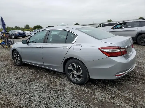 1HGCR2F38HA034999 2017 HONDA ACCORD - Image 2