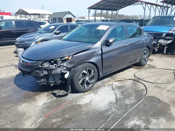1HGCR2F38HA042567 2017 HONDA ACCORD - Image 2