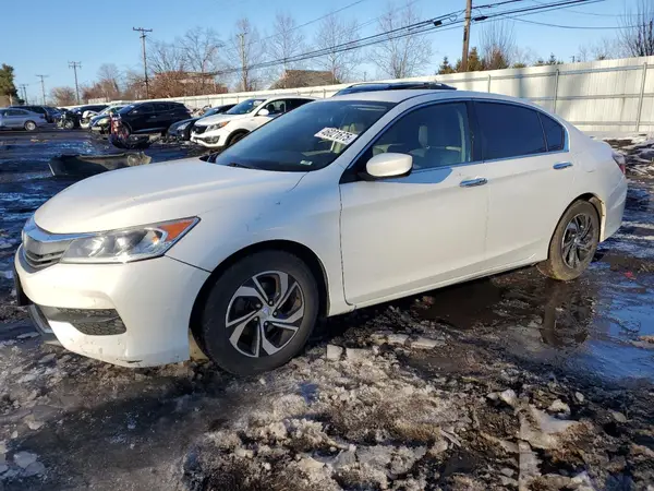 1HGCR2F38HA047638 2017 HONDA ACCORD - Image 1