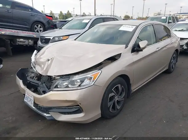 1HGCR2F38HA049857 2017 HONDA ACCORD - Image 2