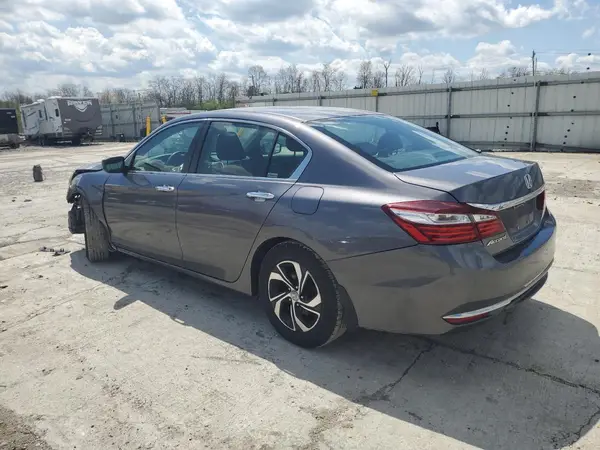 1HGCR2F38HA053245 2017 HONDA ACCORD - Image 2