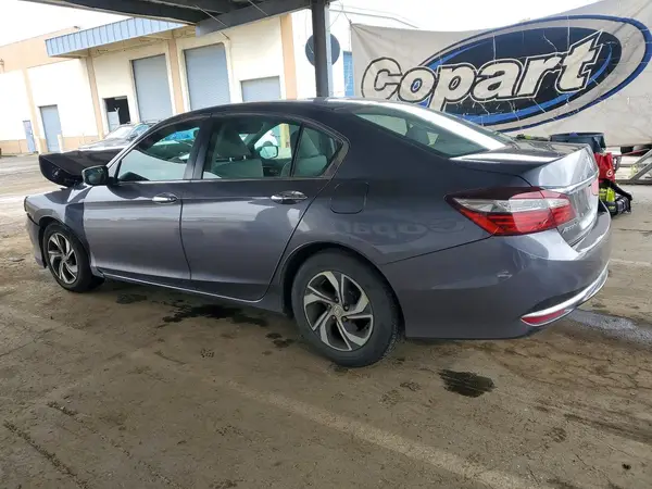 1HGCR2F38HA058056 2017 HONDA ACCORD - Image 2