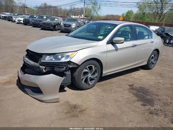 1HGCR2F38HA058848 2017 HONDA ACCORD - Image 2