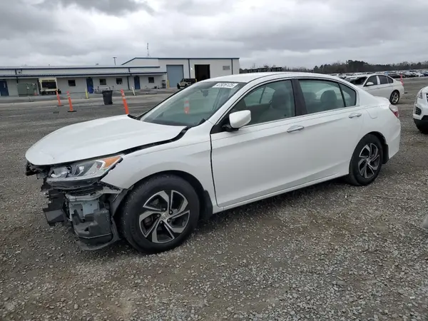 1HGCR2F38HA068165 2017 HONDA ACCORD - Image 1