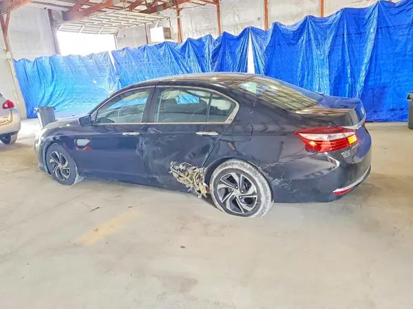 1HGCR2F38HA071535 2017 HONDA ACCORD - Image 2