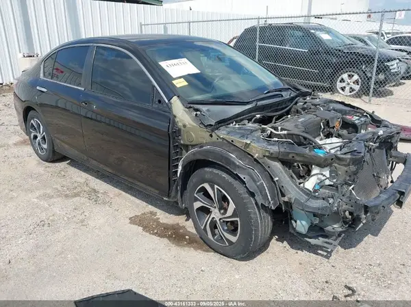 1HGCR2F38HA071549 2017 HONDA ACCORD - Image 1