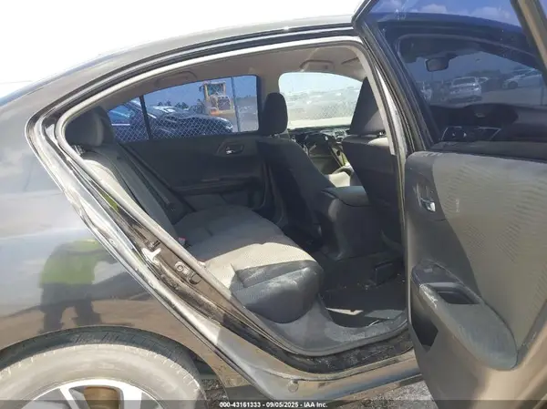 1HGCR2F38HA071549 2017 HONDA ACCORD - Image 8