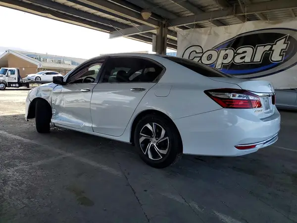 1HGCR2F38HA080980 2017 HONDA ACCORD - Image 2