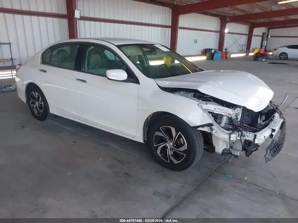 1HGCR2F38HA084169 2017 HONDA ACCORD - Image 1