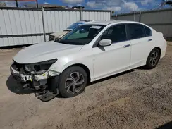 1HGCR2F38HA095298 2017 HONDA ACCORD