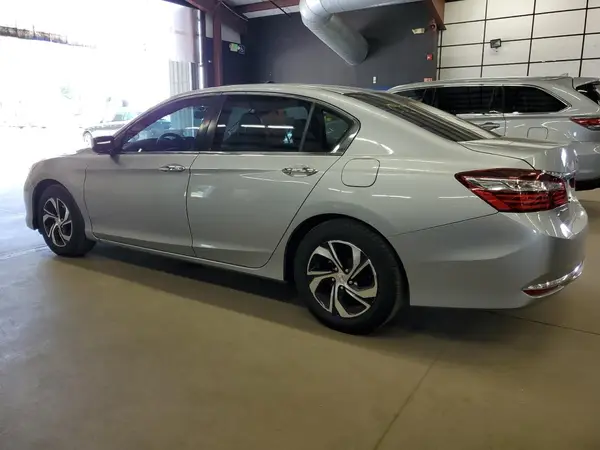 1HGCR2F38HA109071 2017 HONDA ACCORD - Image 2