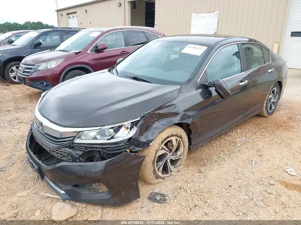 1HGCR2F38HA109183 2017 HONDA ACCORD - Image 2