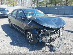 1HGCR2F38HA122578 2017 HONDA ACCORD