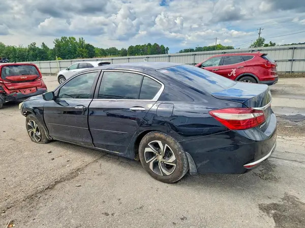 1HGCR2F38HA125660 2017 HONDA ACCORD - Image 2