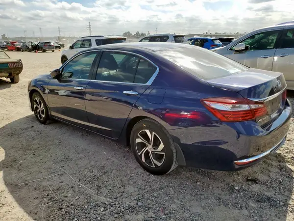 1HGCR2F38HA130566 2017 HONDA ACCORD - Image 2