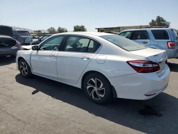 1HGCR2F38HA142670 2017 HONDA ACCORD - Image 2