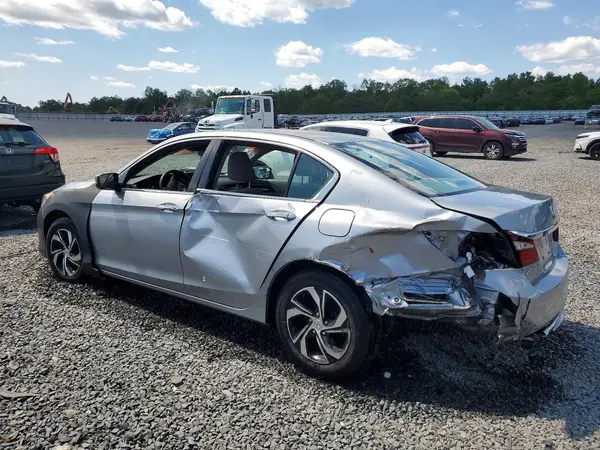 1HGCR2F38HA142913 2017 HONDA ACCORD - Image 2