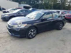 1HGCR2F38HA152986 2017 HONDA ACCORD