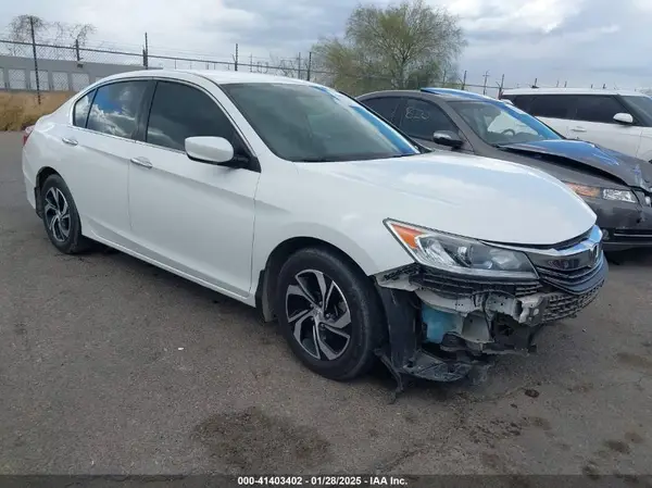 1HGCR2F38HA158397 2017 HONDA ACCORD - Image 1