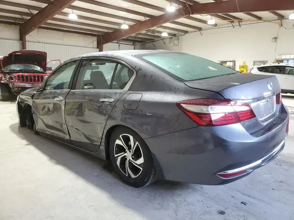 1HGCR2F38HA170842 2017 HONDA ACCORD - Image 2