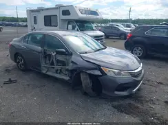 1HGCR2F38HA175507 2017 HONDA ACCORD