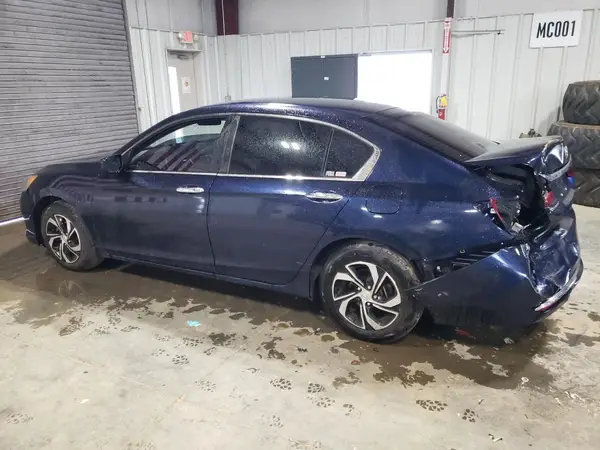 1HGCR2F38HA183445 2017 HONDA ACCORD - Image 2