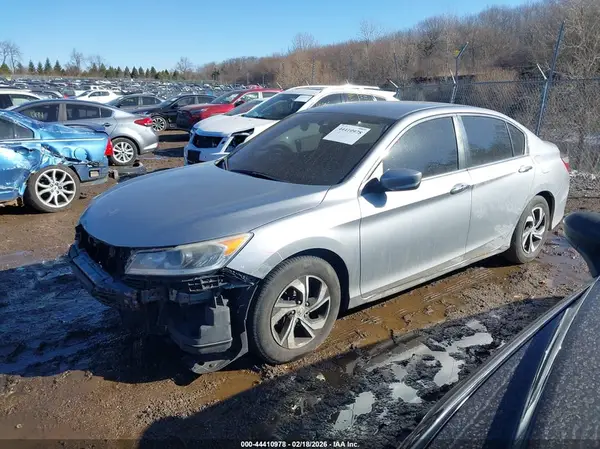 1HGCR2F38HA197880 2017 HONDA ACCORD - Image 2