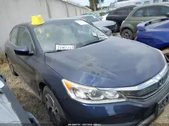 1HGCR2F38HA198625 2017 HONDA ACCORD
