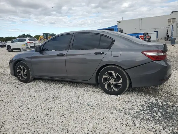1HGCR2F38HA201202 2017 HONDA ACCORD - Image 2