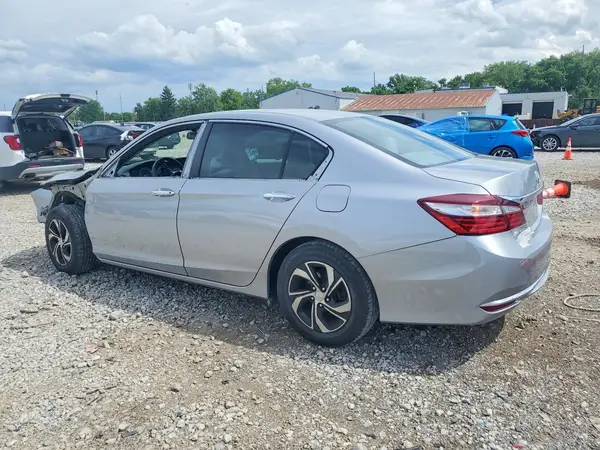 1HGCR2F38HA204374 2017 HONDA ACCORD - Image 2