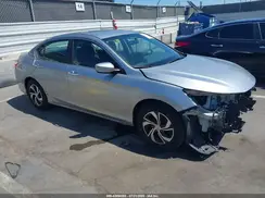1HGCR2F38HA206433 2017 HONDA ACCORD
