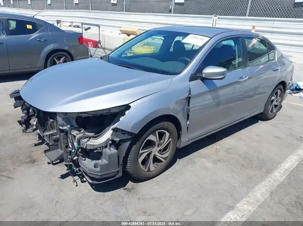 1HGCR2F38HA206433 2017 HONDA ACCORD - Image 2
