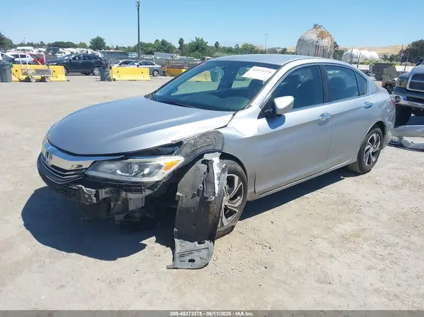 1HGCR2F38HA206853 2017 HONDA ACCORD - Image 2