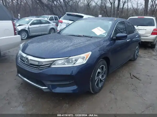 1HGCR2F38HA209607 2017 HONDA ACCORD - Image 2
