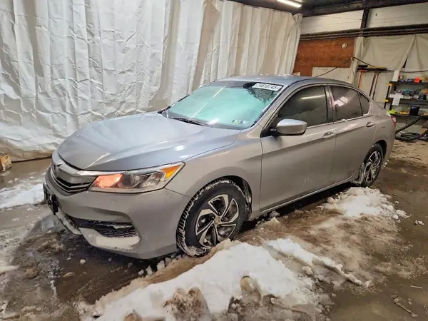 1HGCR2F38HA212054 2017 HONDA ACCORD - Image 1