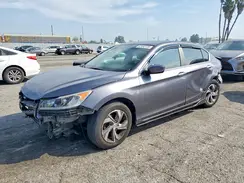 1HGCR2F38HA218923 2017 HONDA ACCORD