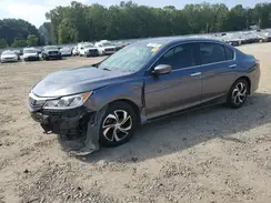 1HGCR2F38HA230084 2017 HONDA ACCORD