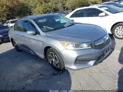 1HGCR2F38HA231512 2017 HONDA ACCORD