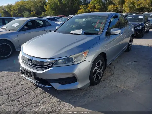 1HGCR2F38HA231512 2017 HONDA ACCORD - Image 2