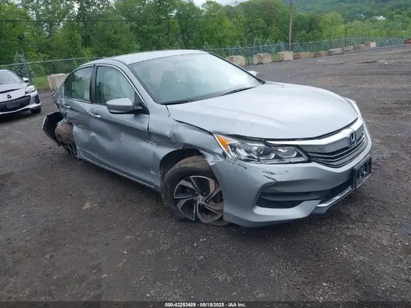 1HGCR2F38HA232286 2017 HONDA ACCORD - Image 1