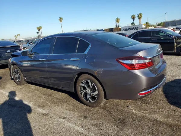 1HGCR2F38HA236113 2017 HONDA ACCORD - Image 2