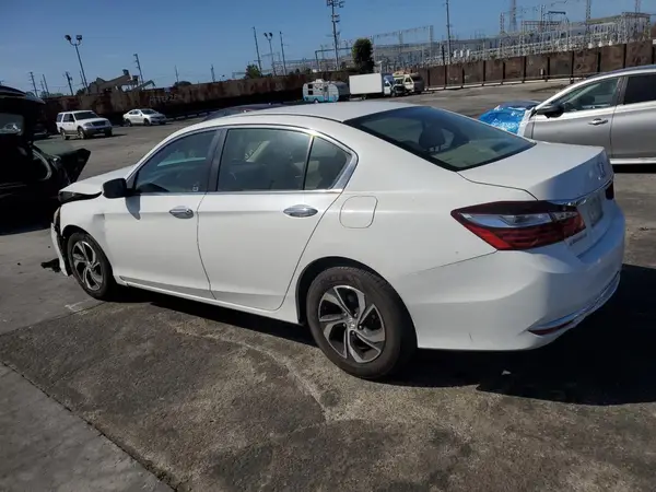 1HGCR2F38HA241943 2017 HONDA ACCORD - Image 2