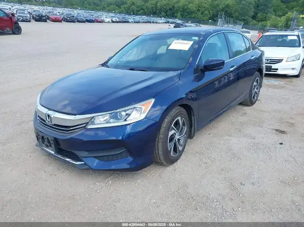 1HGCR2F38HA244924 2017 HONDA ACCORD - Image 2
