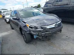 1HGCR2F38HA246219 2017 HONDA ACCORD