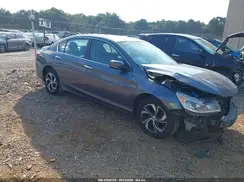 1HGCR2F38HA246852 2017 HONDA ACCORD