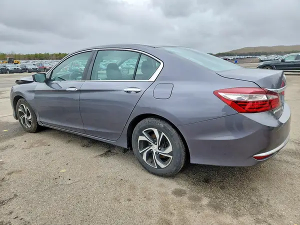 1HGCR2F38HA249721 2017 HONDA ACCORD - Image 2
