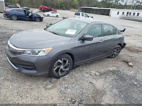 1HGCR2F38HA257155 2017 HONDA ACCORD - Image 2