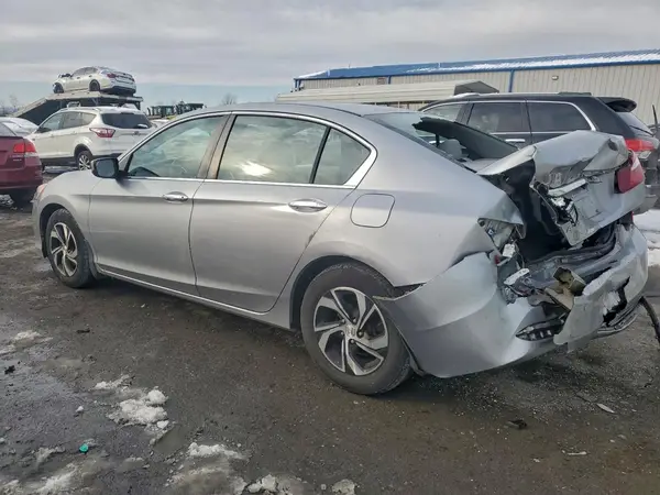 1HGCR2F38HA282685 2017 HONDA ACCORD - Image 2